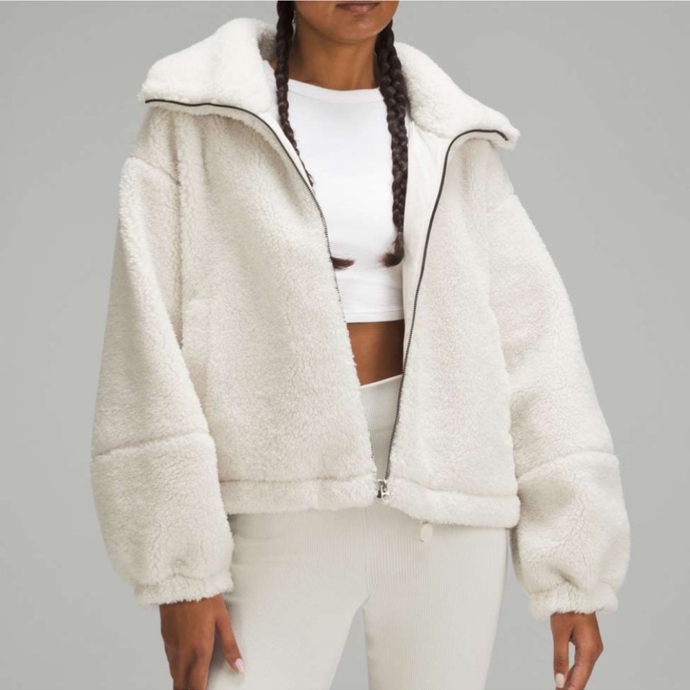 Women’s Lululemon full zip fleece jacket